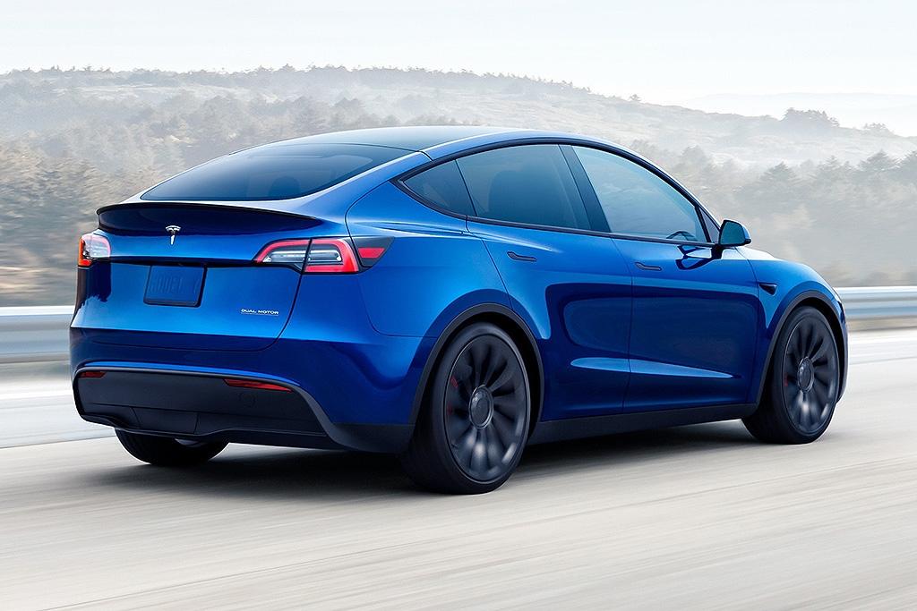 Tesla Model Y Rear-Wheel Drive