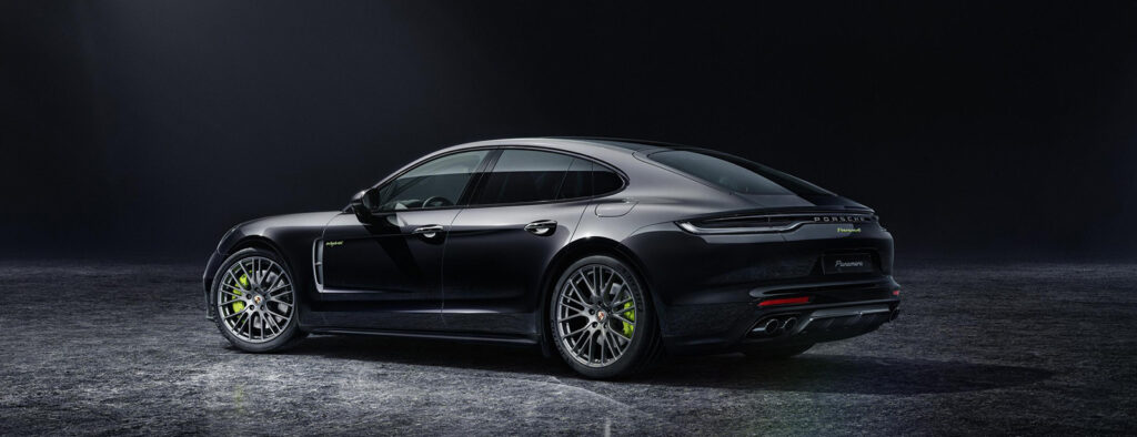 Porsche Panamera 4 E-Hybrid